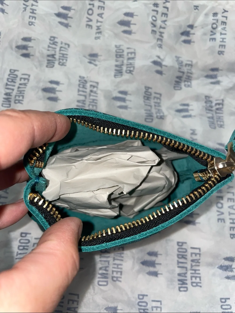 Portland Leather Chelsea Pouch-Sea Glass